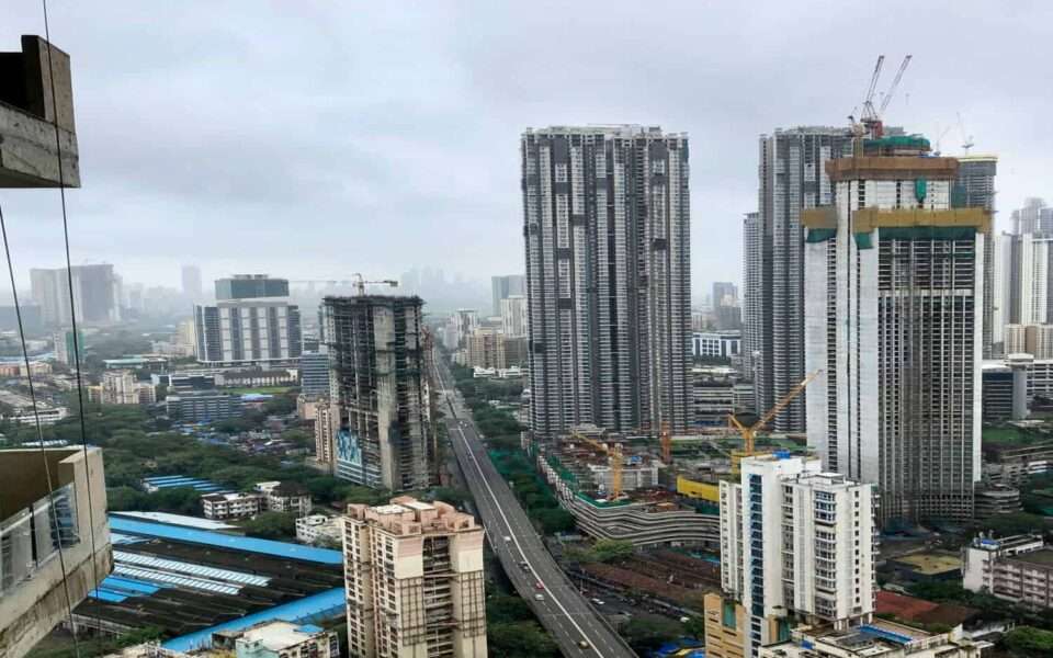 Mumbai Real Estate: Unraveling Opportunities in the Maximum City 3 sanket shah uNC7v WerqM unsplash