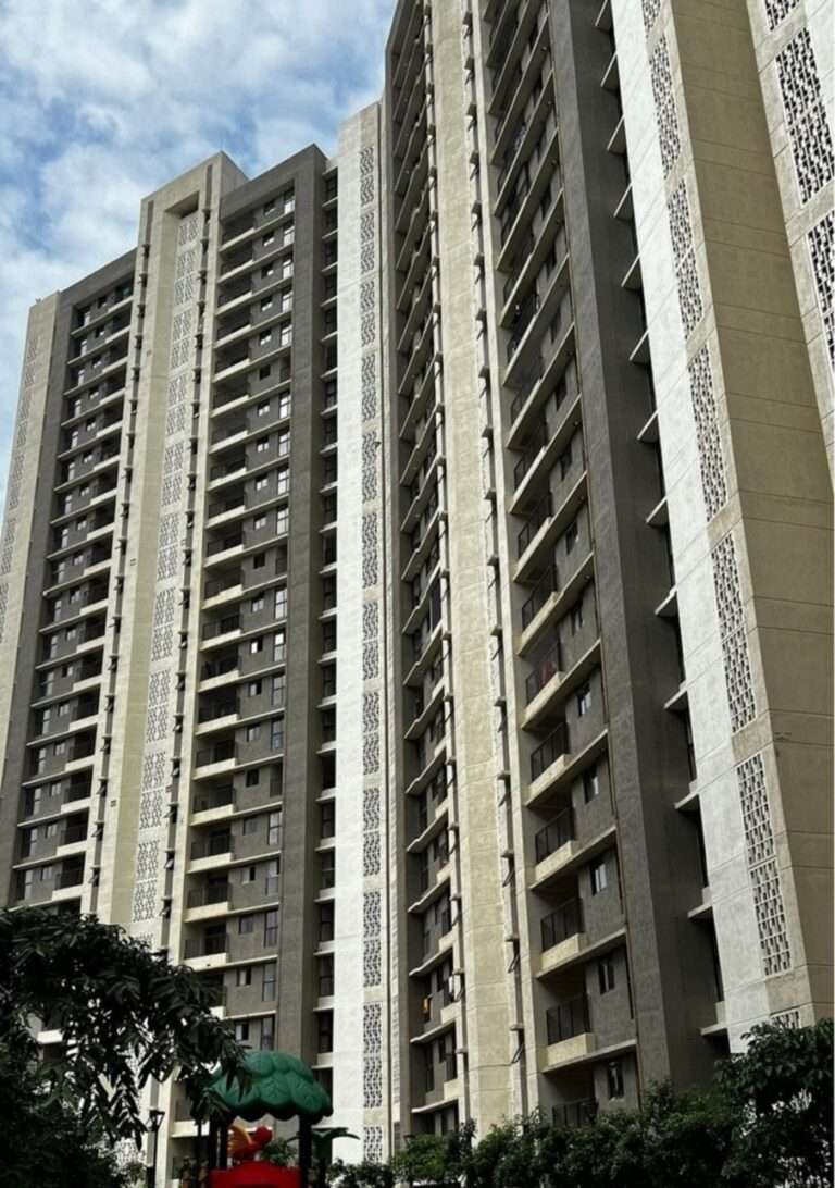 Lodha Casa Maxima Mira Road resale flat