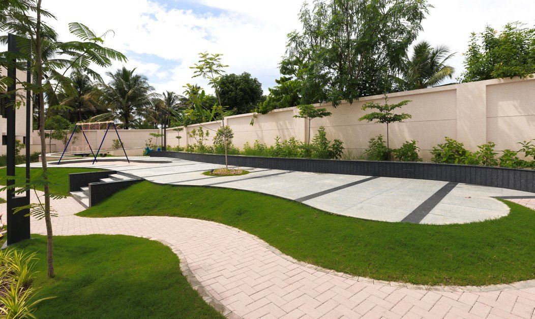 SOBHA Silver Estate landscaped garden