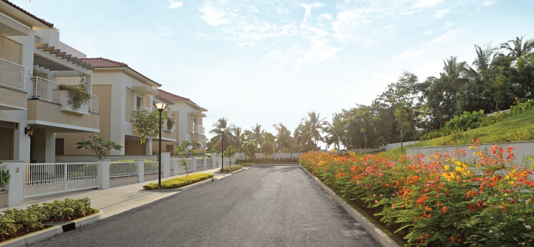 SOBHA Bela Encosta tree-lined street