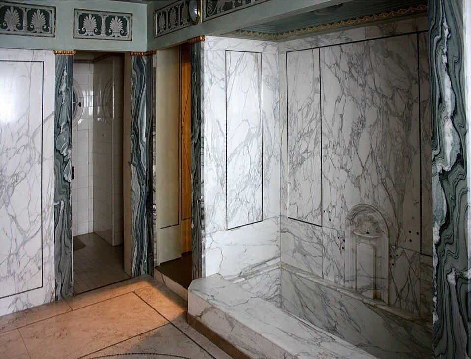 Different Types of Marble: A Complete Guide to Varieties, Characteristics and Uses